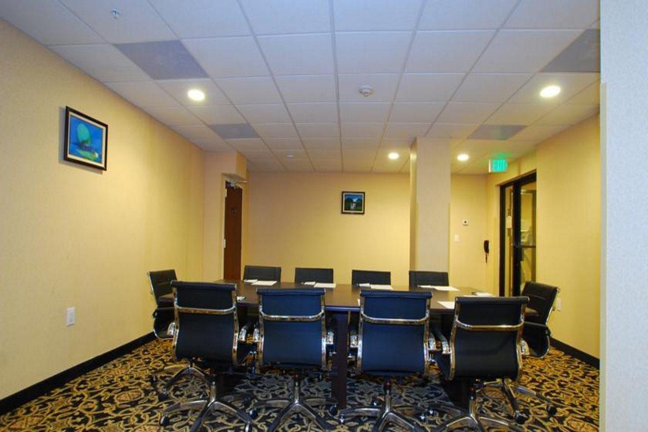 Baltimore Plaza Hotel Exterior photo